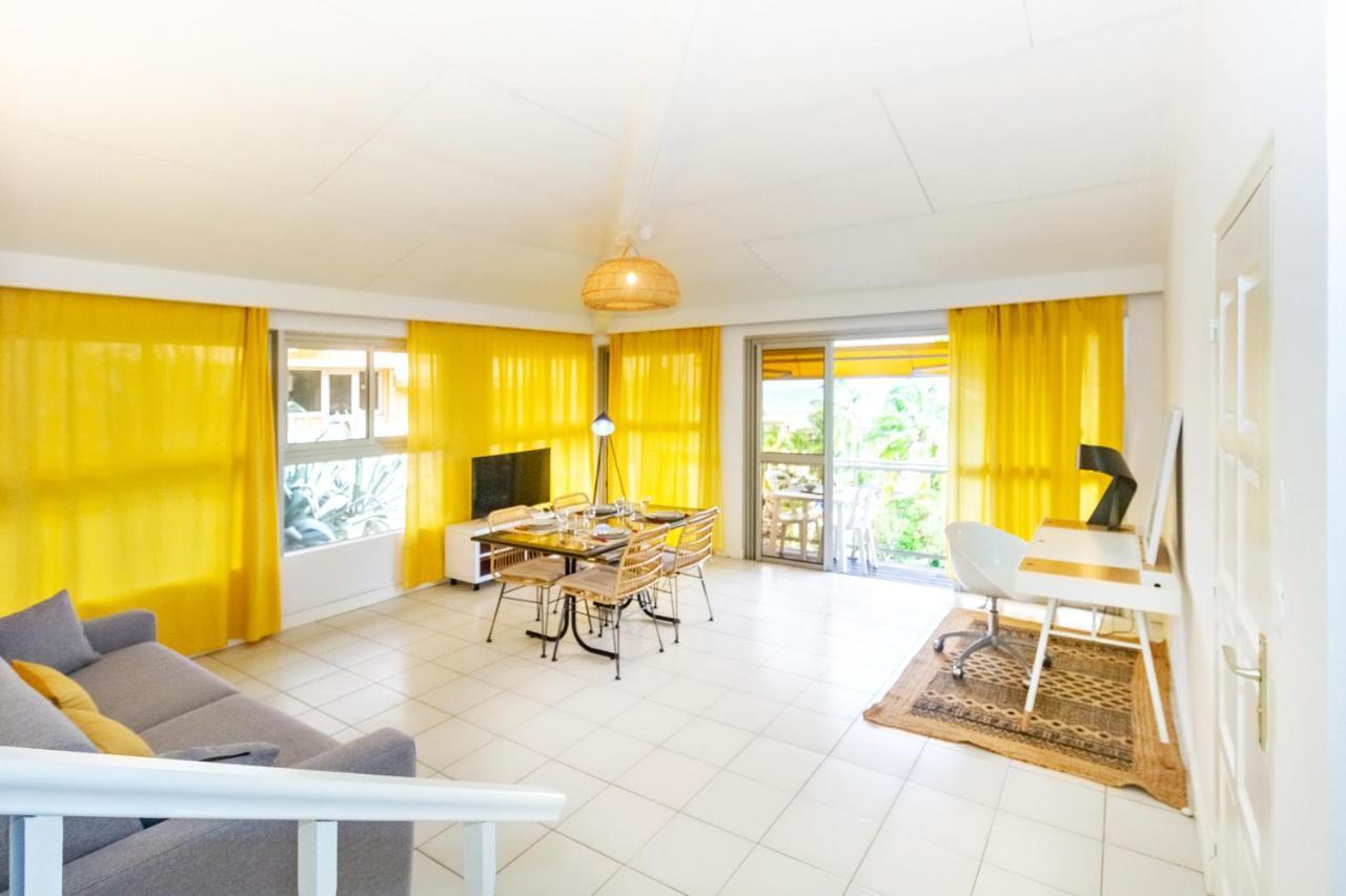 Cuty - Bel Et Spacieux Apt Avec Magnifique Vue Mer Et Piscine Saint Gilles Les Bains Exterior photo