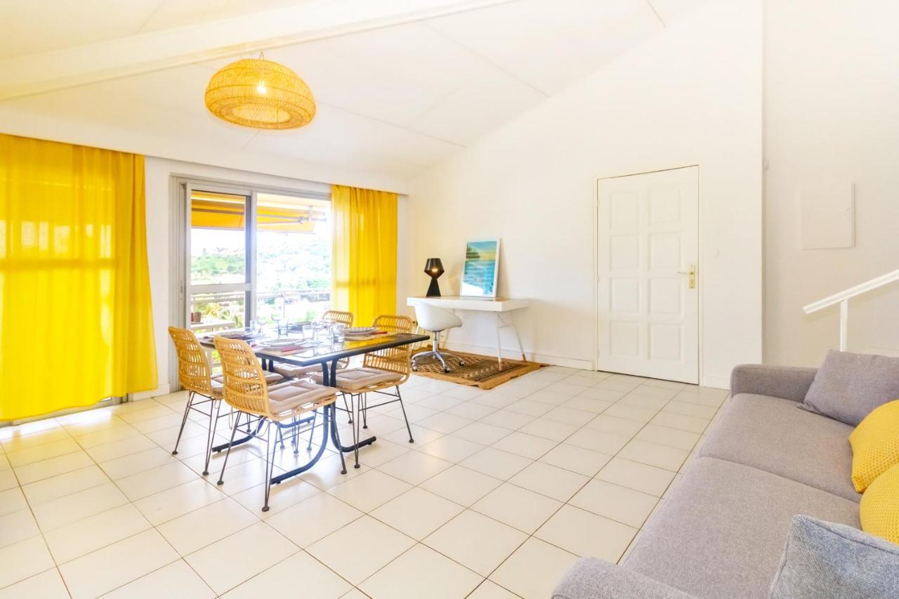 Cuty - Bel Et Spacieux Apt Avec Magnifique Vue Mer Et Piscine Saint Gilles Les Bains Exterior photo